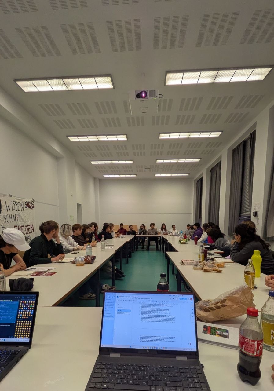 1792072558833-94b7a18dfc-Semesterauftaktplenum-26-27_Raum.jpg